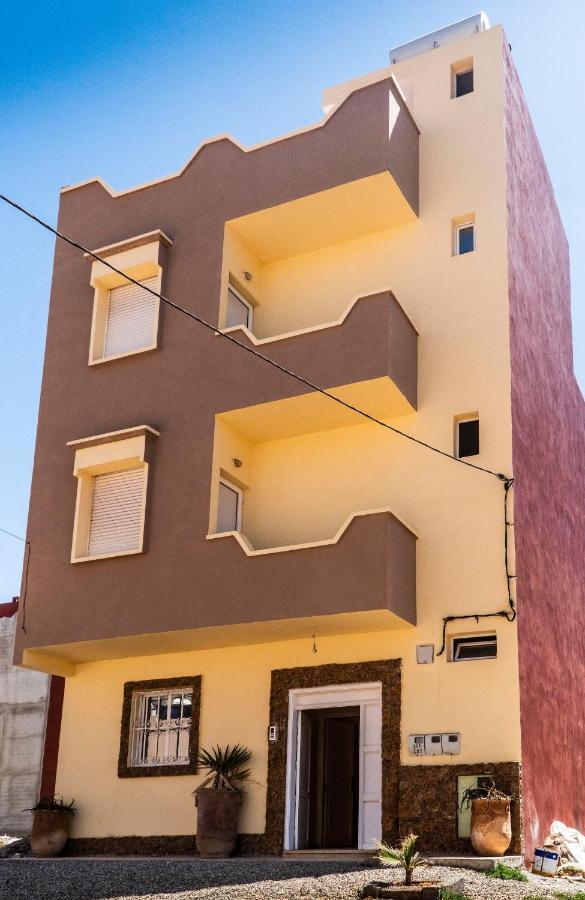 Inna Guest House Мирлефт Екстериор снимка