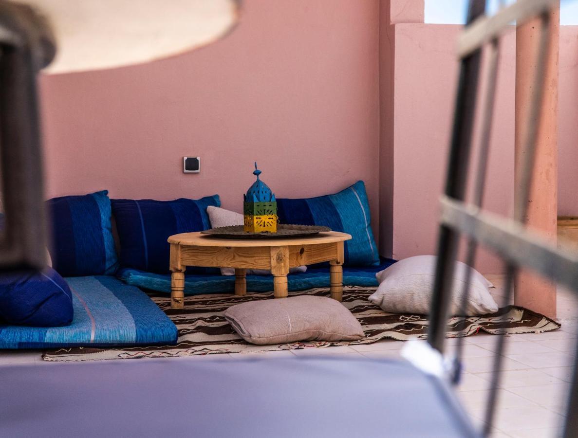 Inna Guest House Мирлефт Екстериор снимка